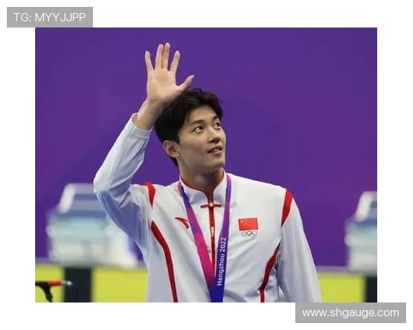 刘泽一的成长之路：从平凡少年到闪耀星辰的奋斗故事